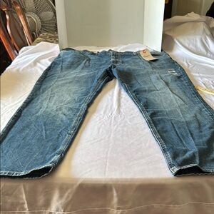 Relaxed Blue Jeans with Natural Fading